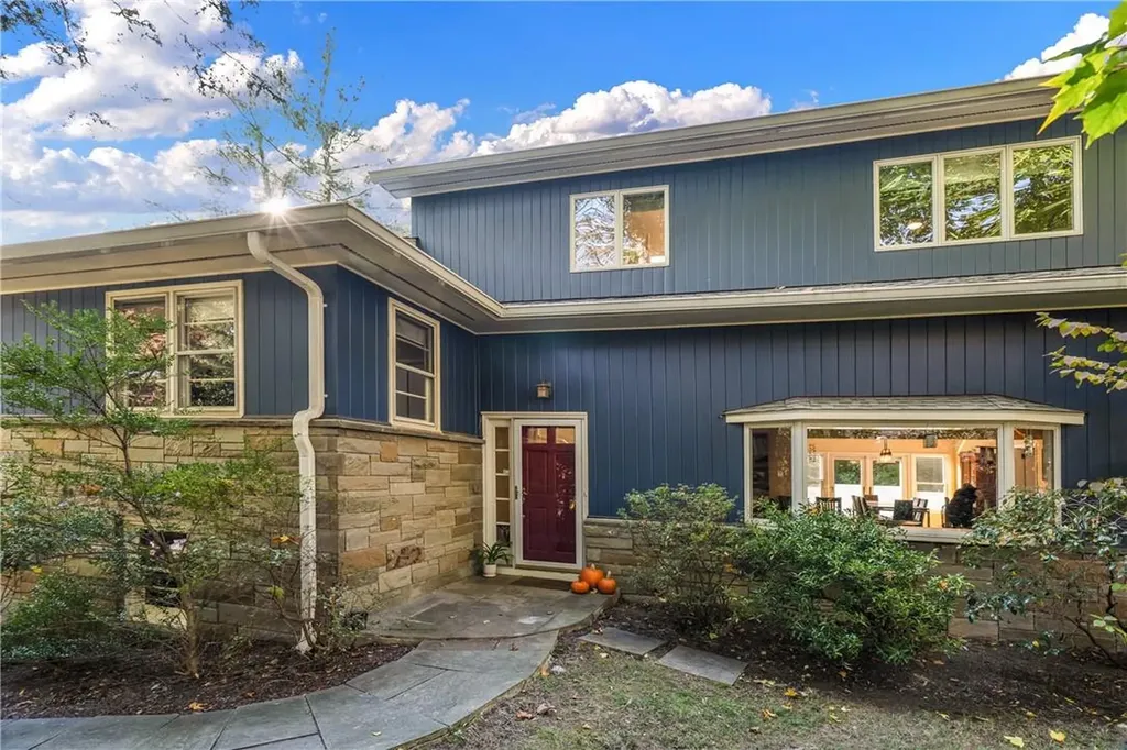 5 Doris Drive Scarsdale NY 10583