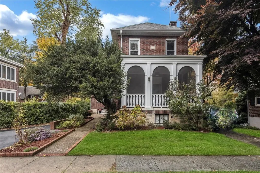 366 Hayward Avenue Mount Vernon NY 10552