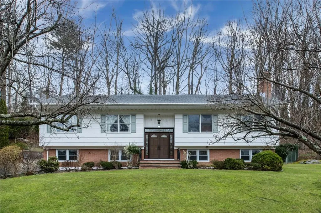 1160 Post Road Scarsdale NY 10583