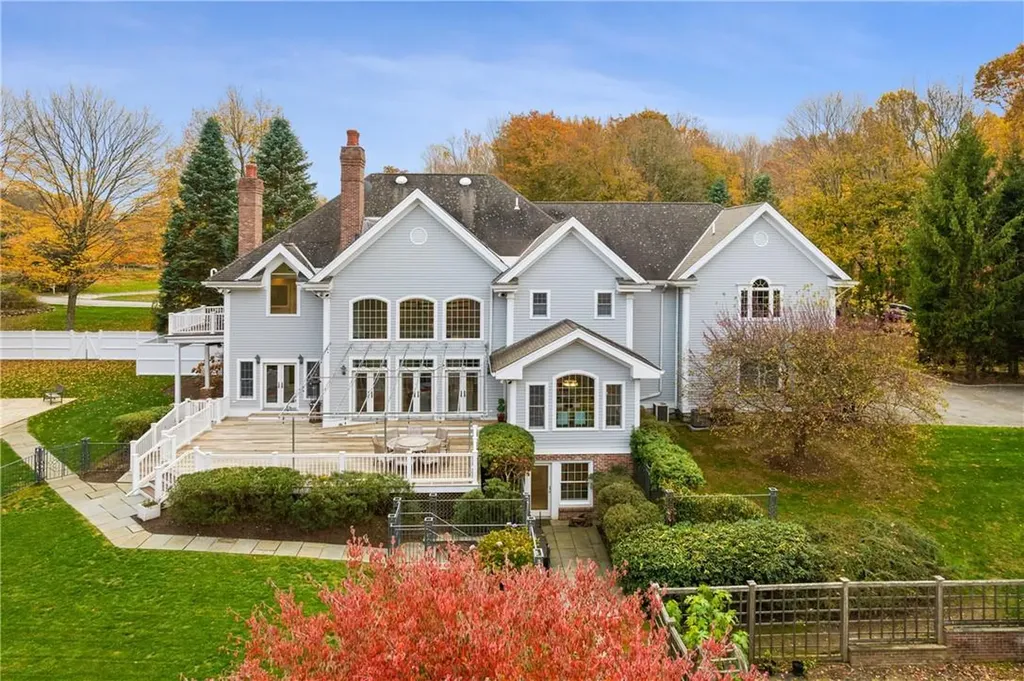 23 Waring Road Pound Ridge NY 10576