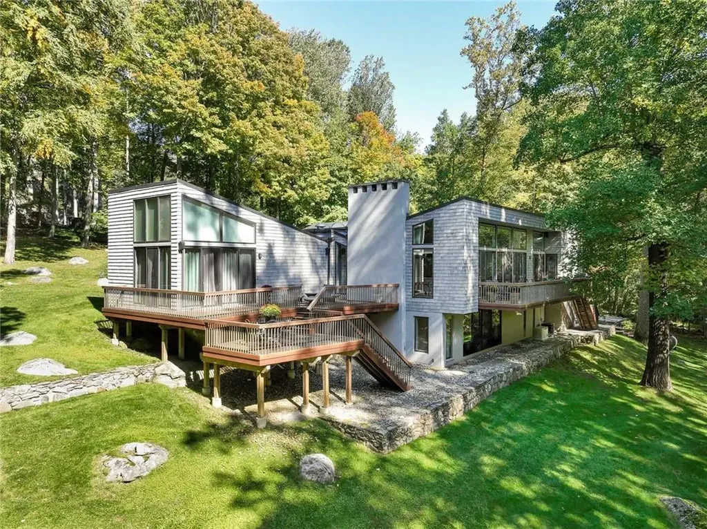 7 Tallwoods Road Armonk NY 10504