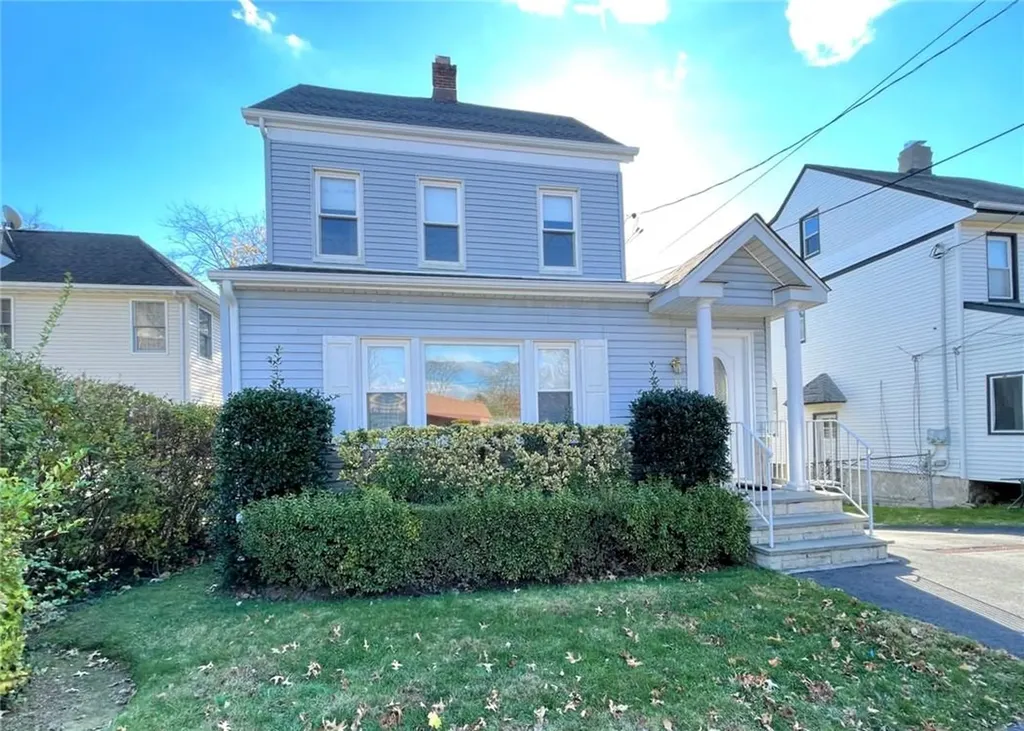 14 Deane Place Larchmont NY 10538