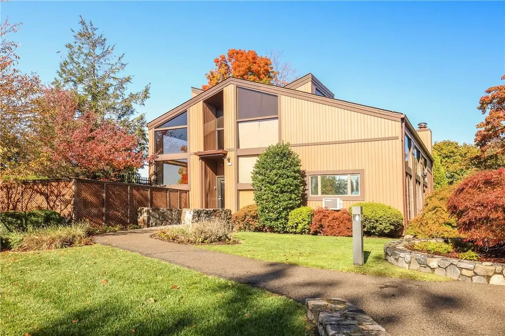 325 Martling Avenue Tarrytown NY 10591