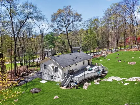 58 Englewood Terrace Mahopac NY 10541