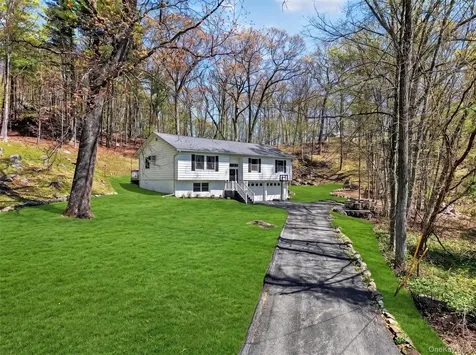58 Englewood Terrace Mahopac NY 10541