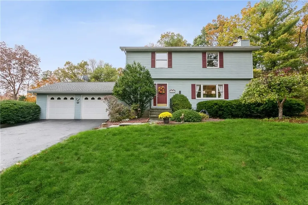 30 W Wind Road Pawling NY 12564