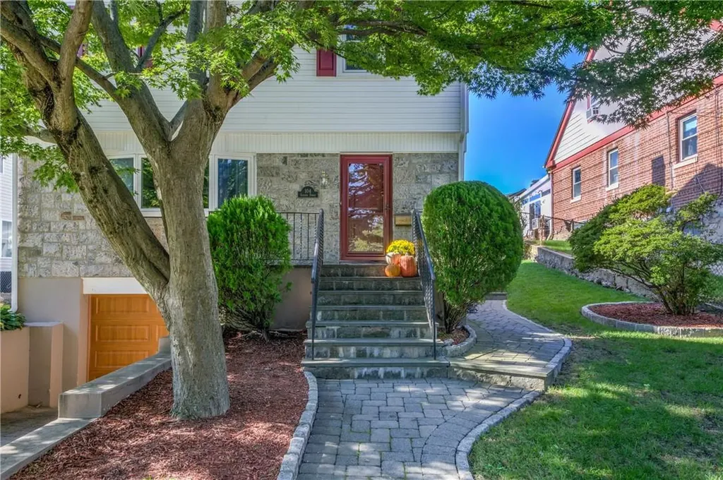 104 7th Street New Rochelle NY 10801