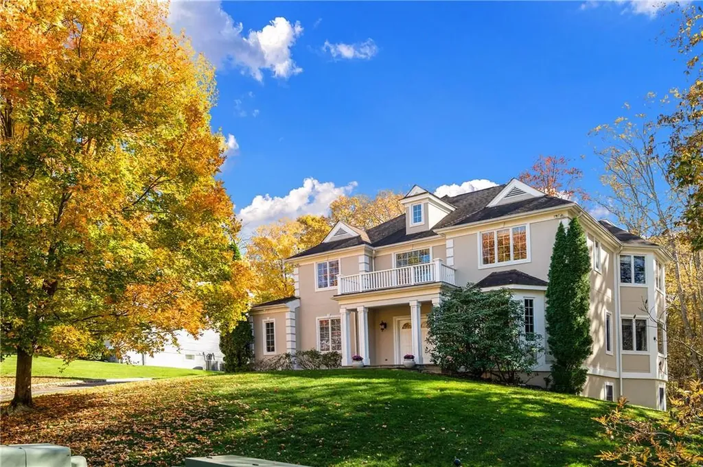 7 Forest Lake Drive West Harrison NY 10604
