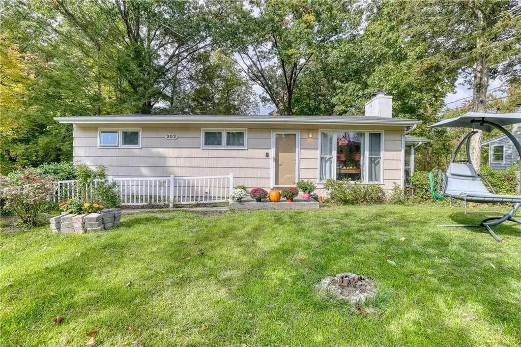 202 Roosevelt Road Hyde Park NY 12538