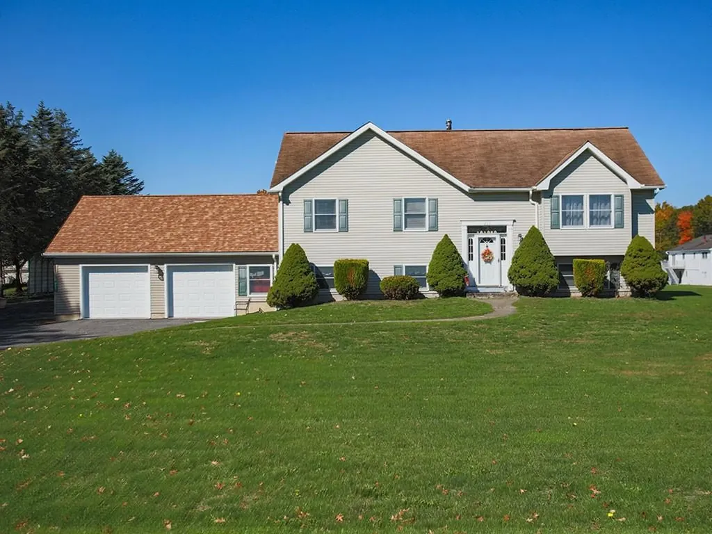 207 Ridgebury Road New Hampton NY 10958