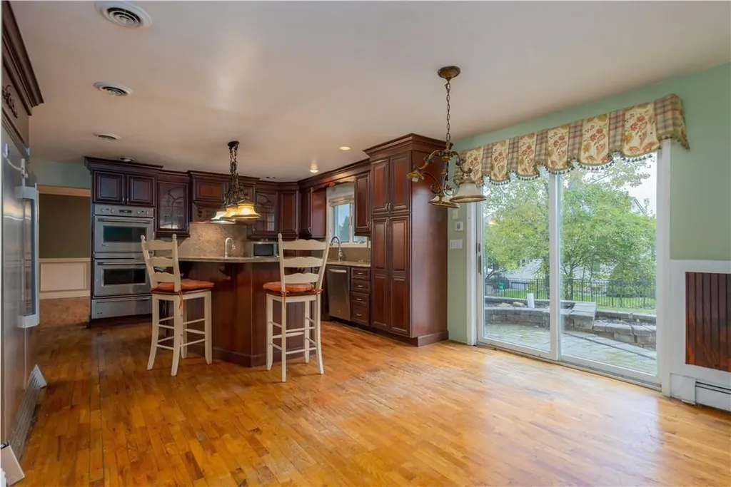 17 Blue Heron Road Nanuet NY 10954