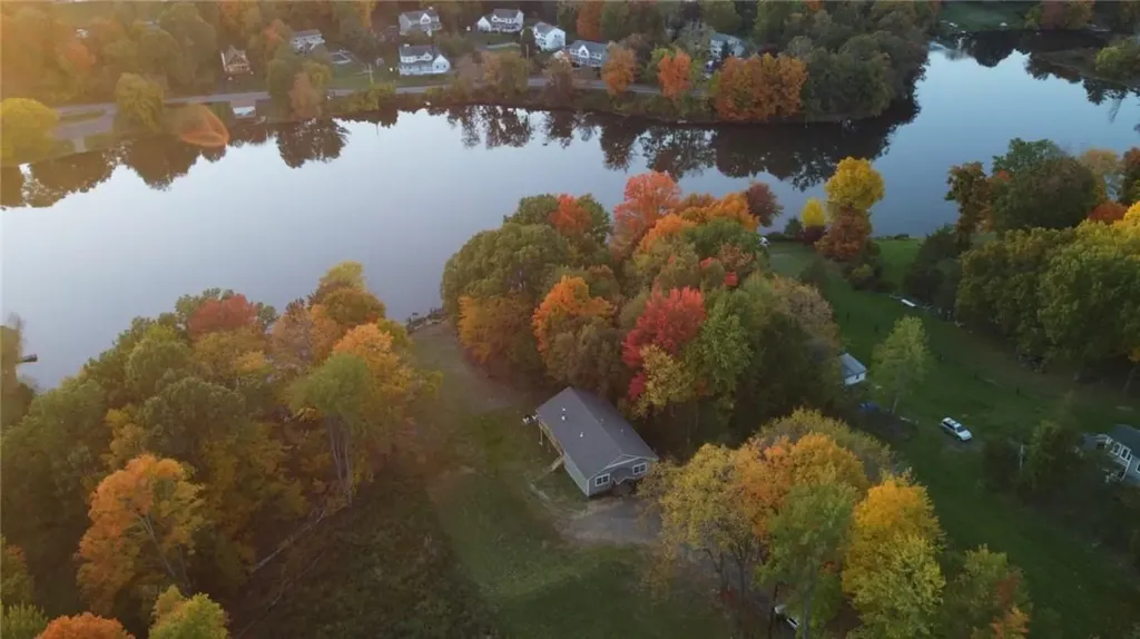 31 Lakeside Drive New Windsor NY 12553