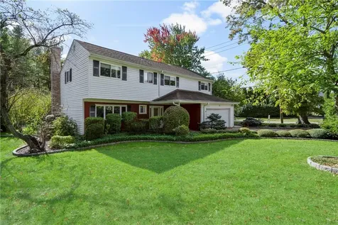 3 Dora Lane New Rochelle NY 10804
