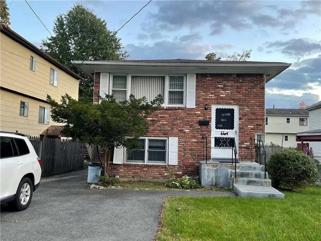 38 Division Avenue Spring Valley NY 10977