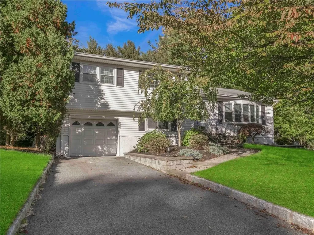 15 Champ Avenue Pearl River NY 10965