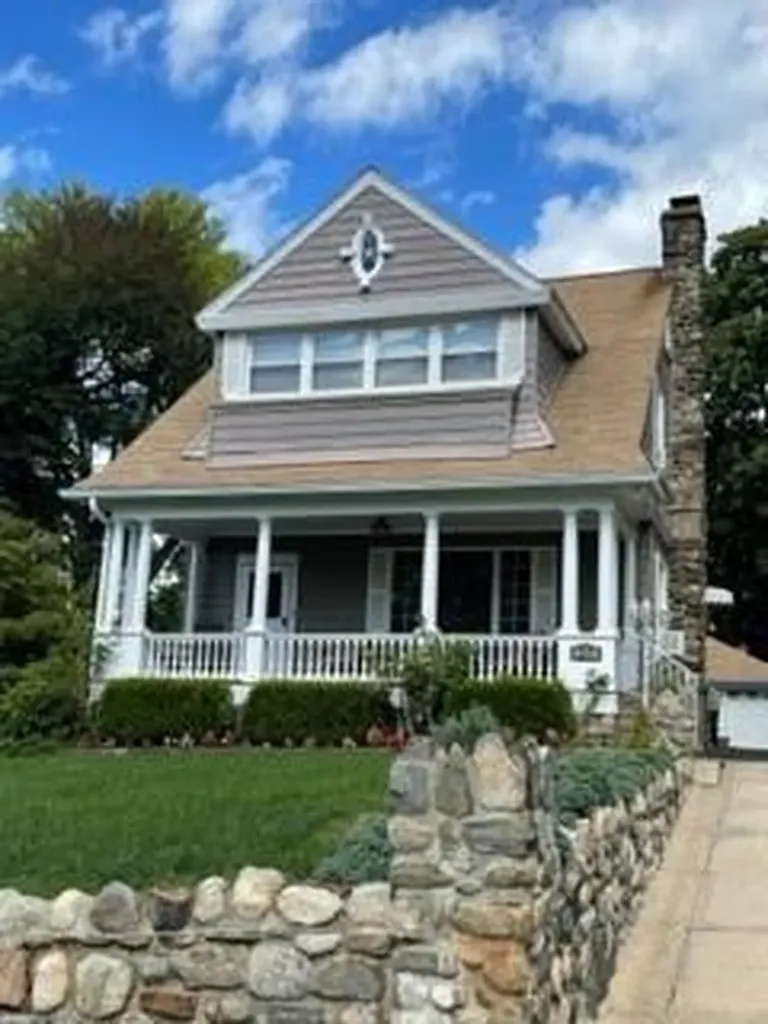 27 Neperan Road Tarrytown NY 10591