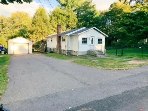 12 Iris Court Carmel NY 10512