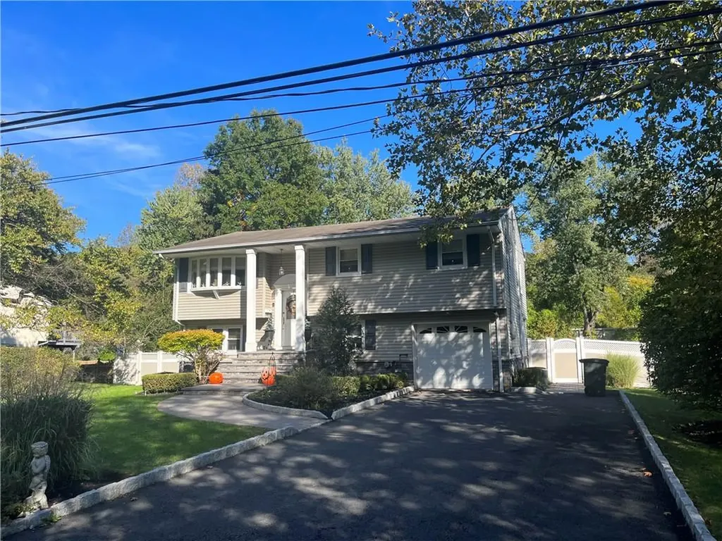 66 Moison Road N Blauvelt NY 10913