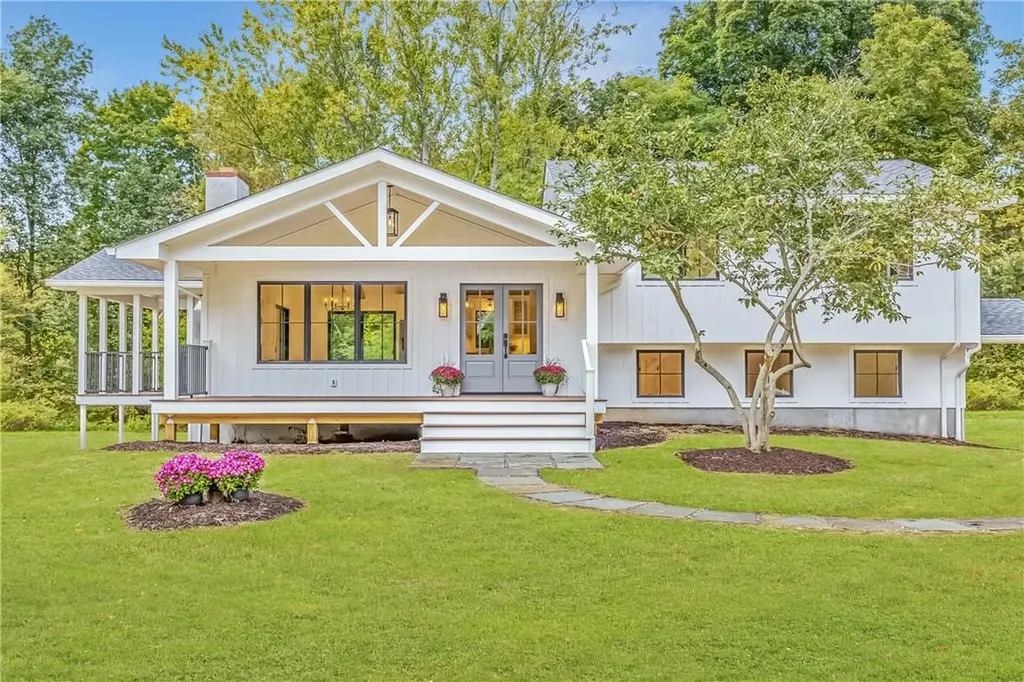 441 Oak Summit Road Millbrook NY 12545