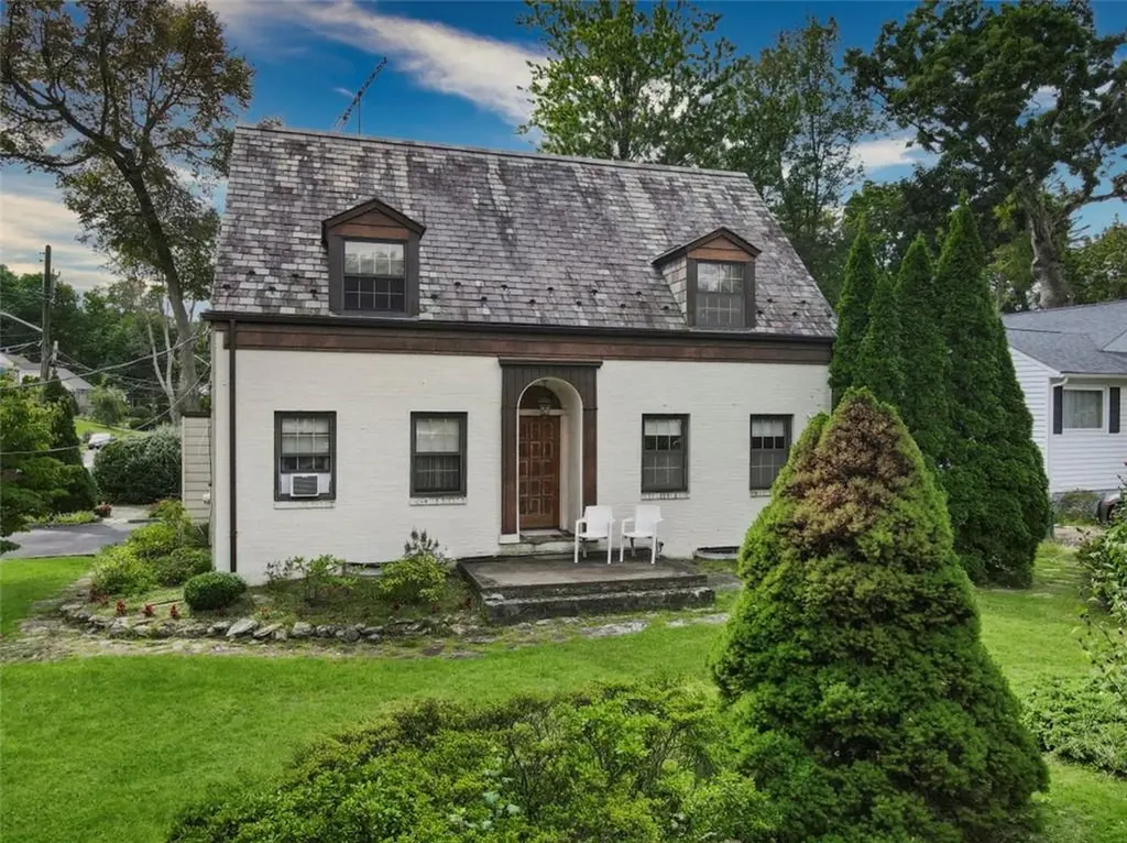 65 Ridgeway White Plains NY 10605