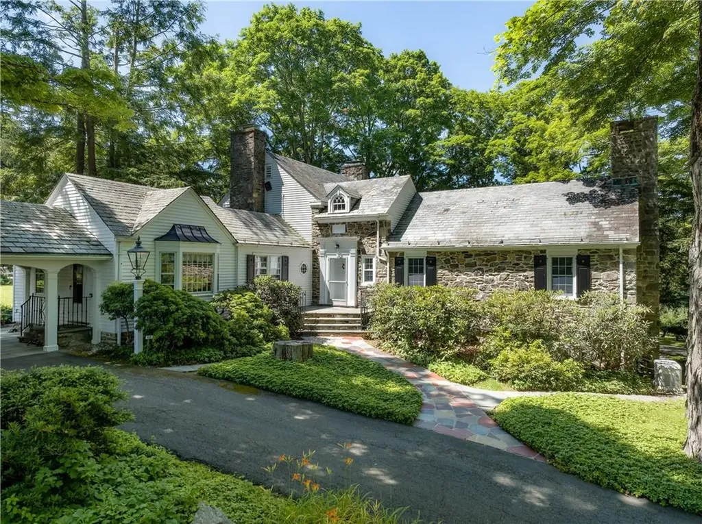 60 Pound Ridge Road Pound Ridge NY 10576