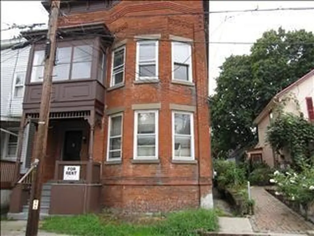 9 Center Street Poughkeepsie NY 12601