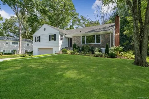 24 Benedict Road Scarsdale NY 10583