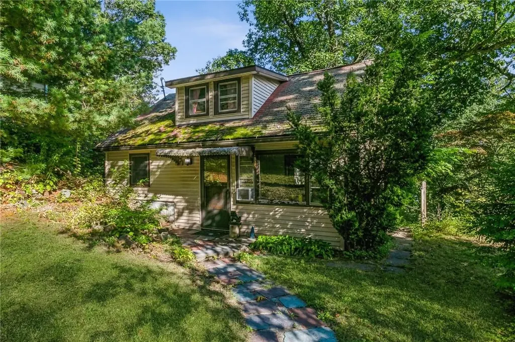 45 Warren Drive Patterson NY 12563