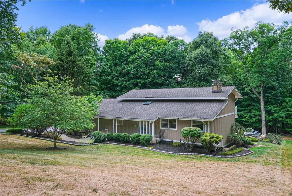 83 Peter Road Brewster NY 10509