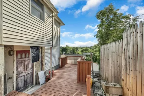 85 Entrance Way Mahopac NY 10541