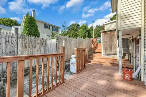 85 Entrance Way Mahopac NY 10541