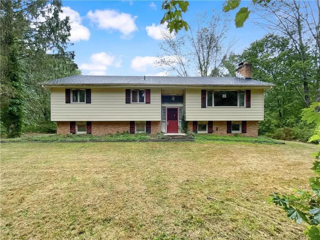 14 Cary Road Hyde Park NY 12538