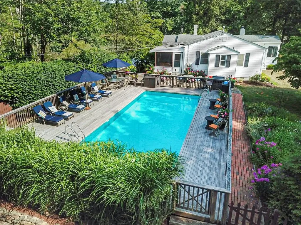 72 Southlake Road Carmel NY 10512