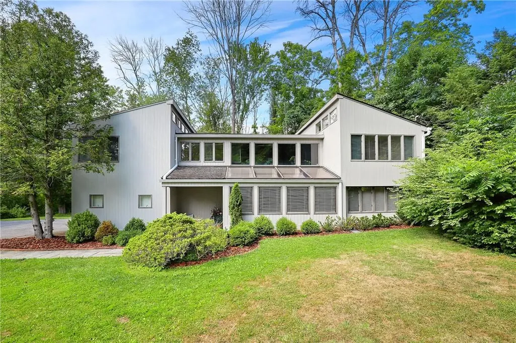 2 Dogwood Road Mahopac NY 10541