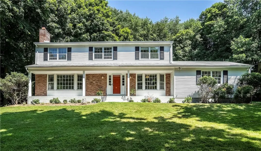 7 Carolyn Lane Chappaqua NY 10514