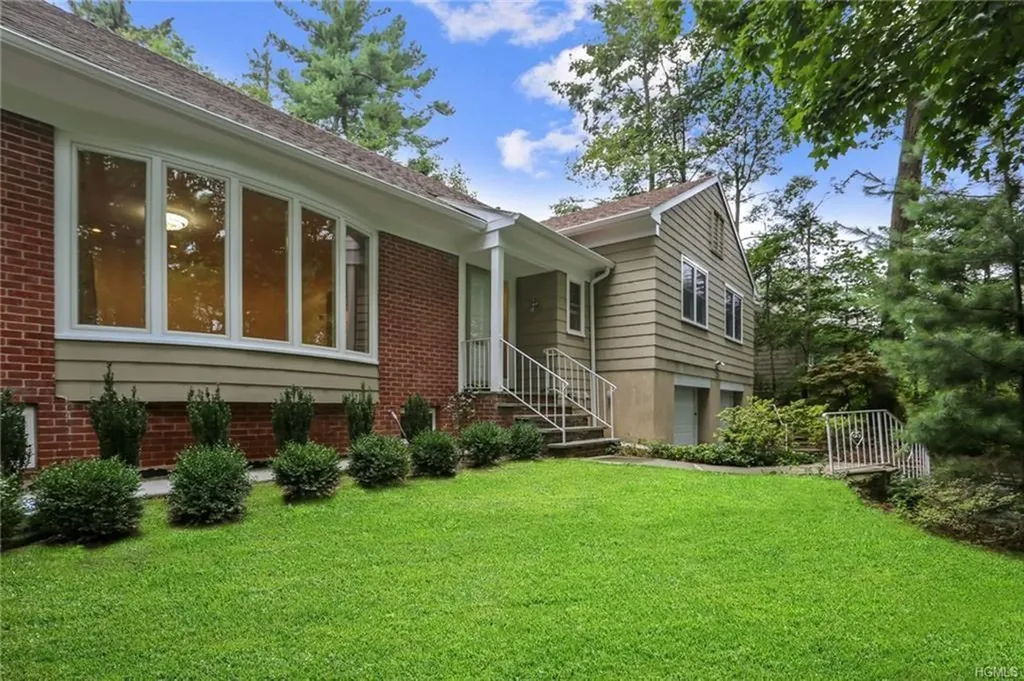 38 Wayside Lane Scarsdale NY 10583