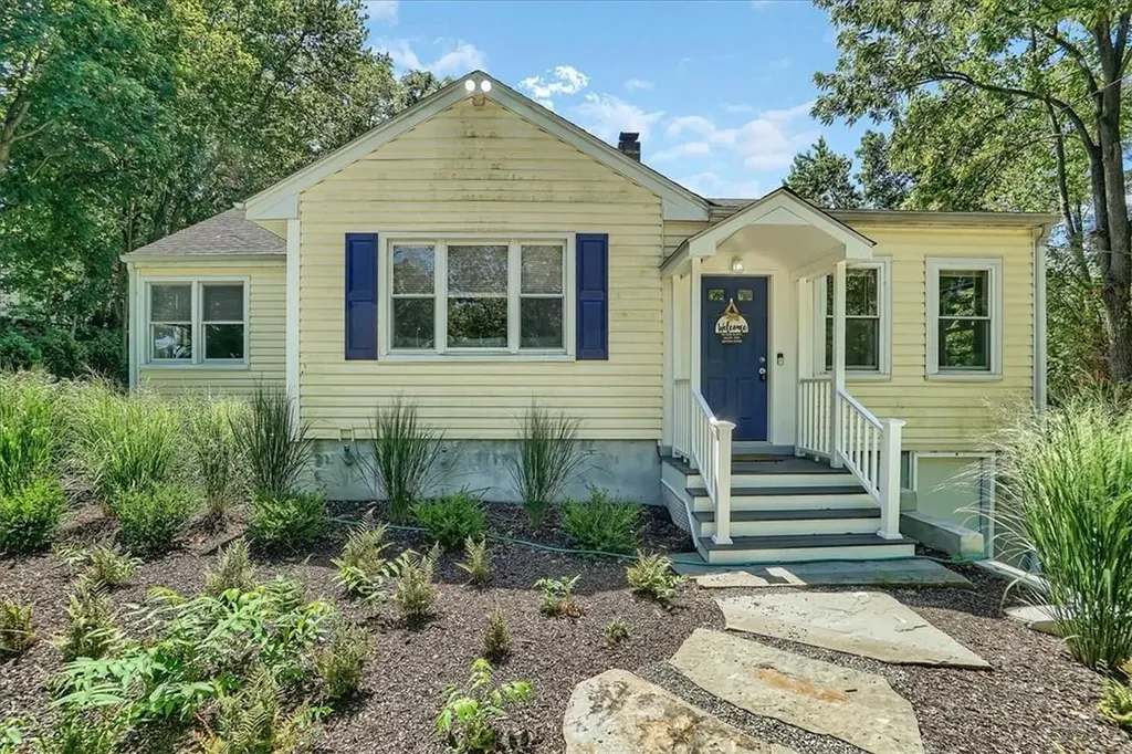 31 Bircher Avenue Poughkeepsie NY 12601