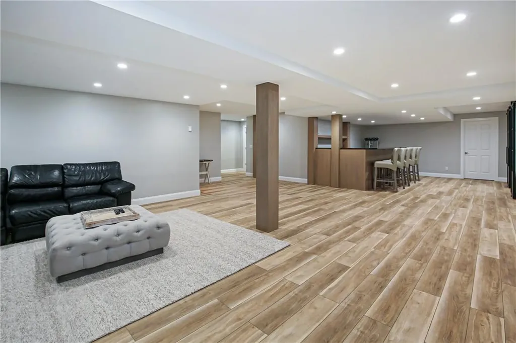 19 Eagle Court White Plains NY 10605