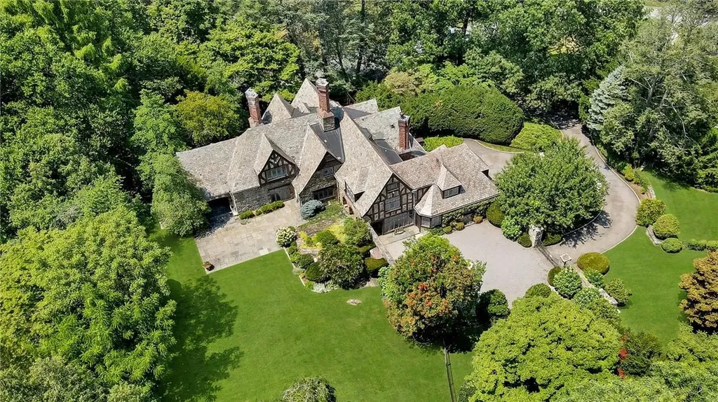 6 Beechwood Road Bronxville NY 10708