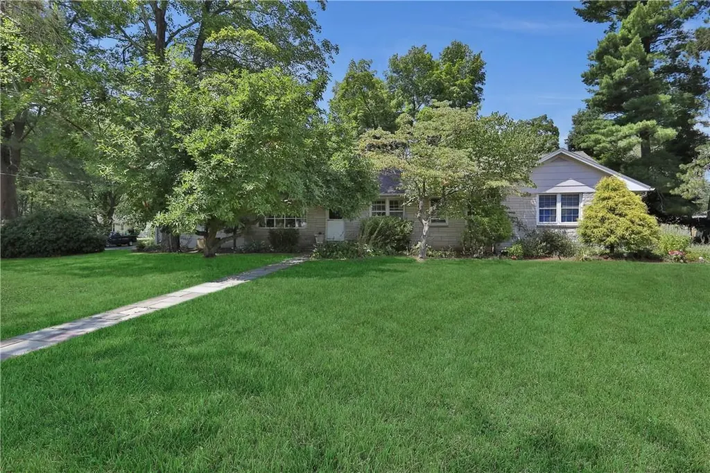 228 Maple Avenue Tillson NY 12486