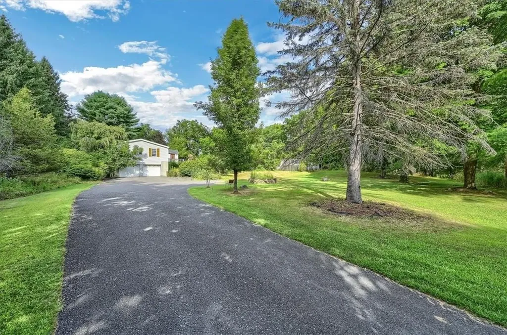 219 Stevers Crossing Road Hudson NY 12534