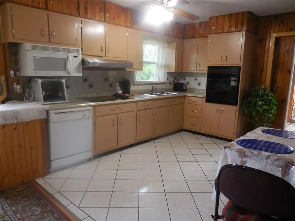 1548 Route 9w Marlboro NY 12542