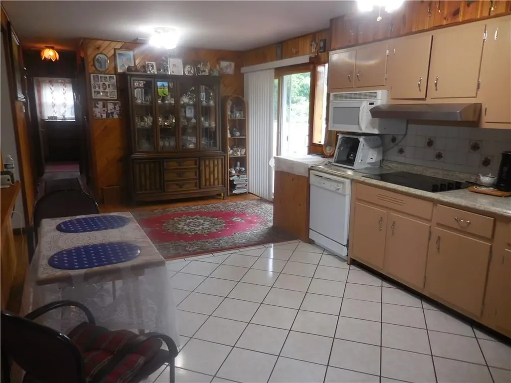 1548 Route 9w Marlboro NY 12542