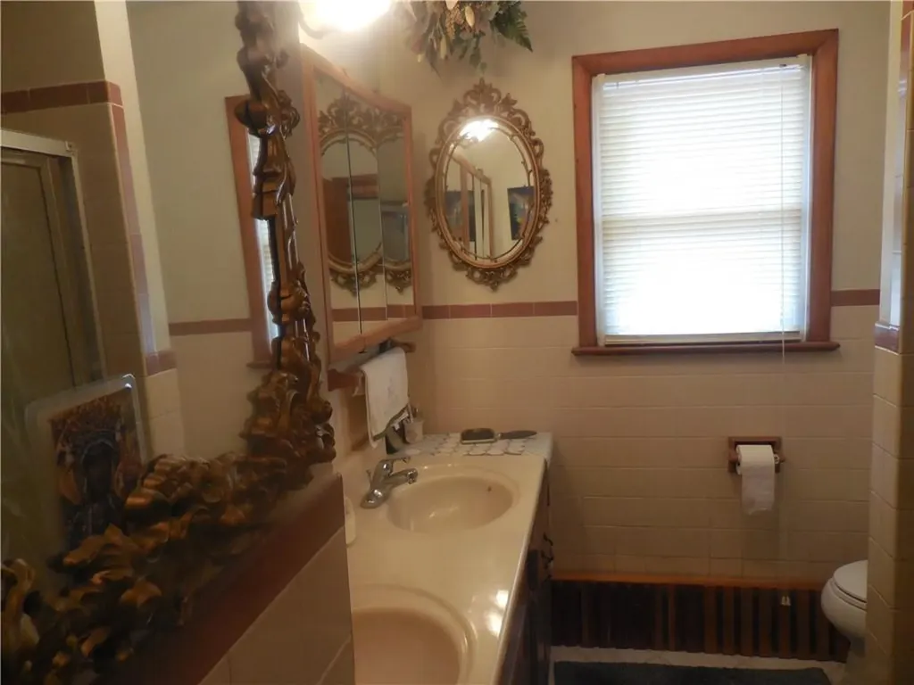 1548 Route 9w Marlboro NY 12542