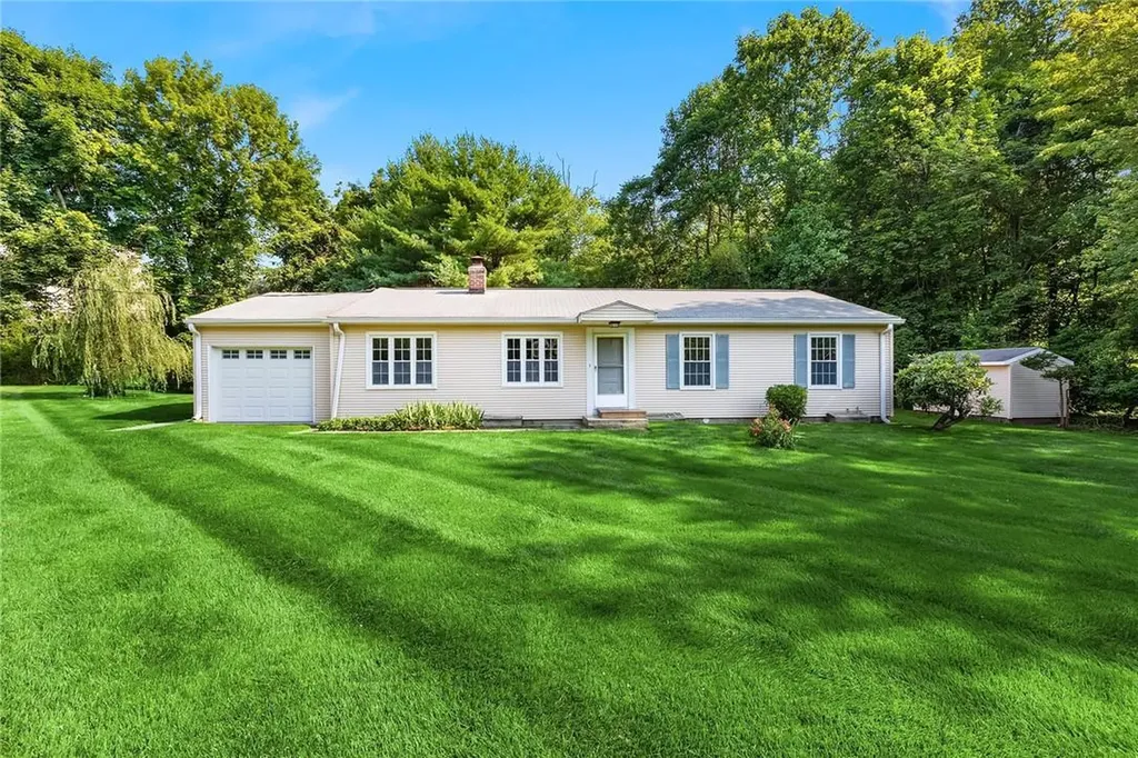 563 N Lake Boulevard Mahopac NY 10541