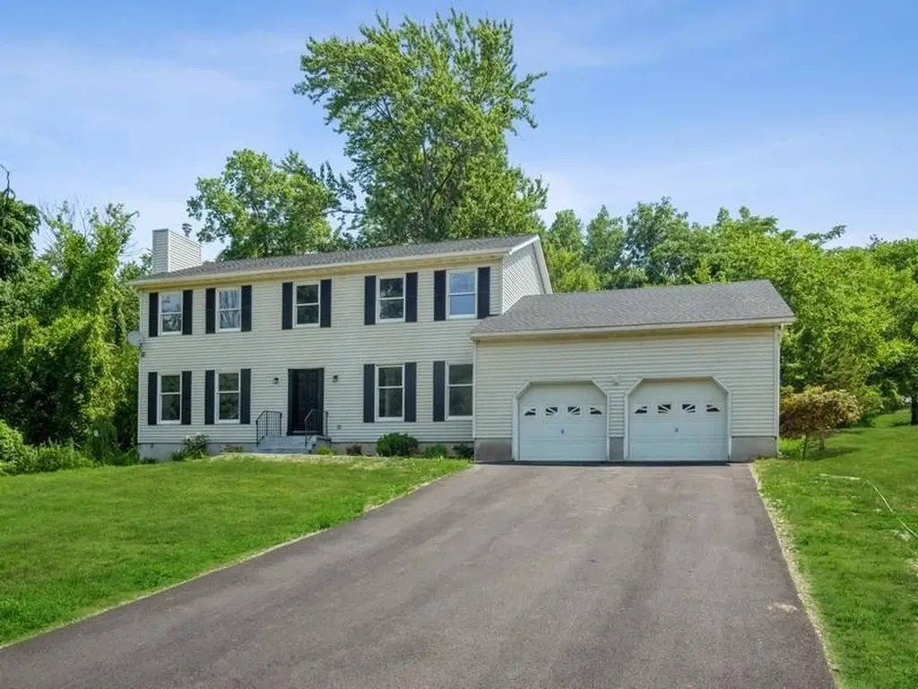 10 Rega Road Fishkill NY 12524