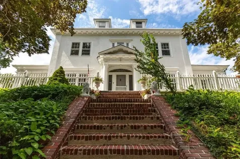 95 Rockland Avenue Yonkers NY 10705