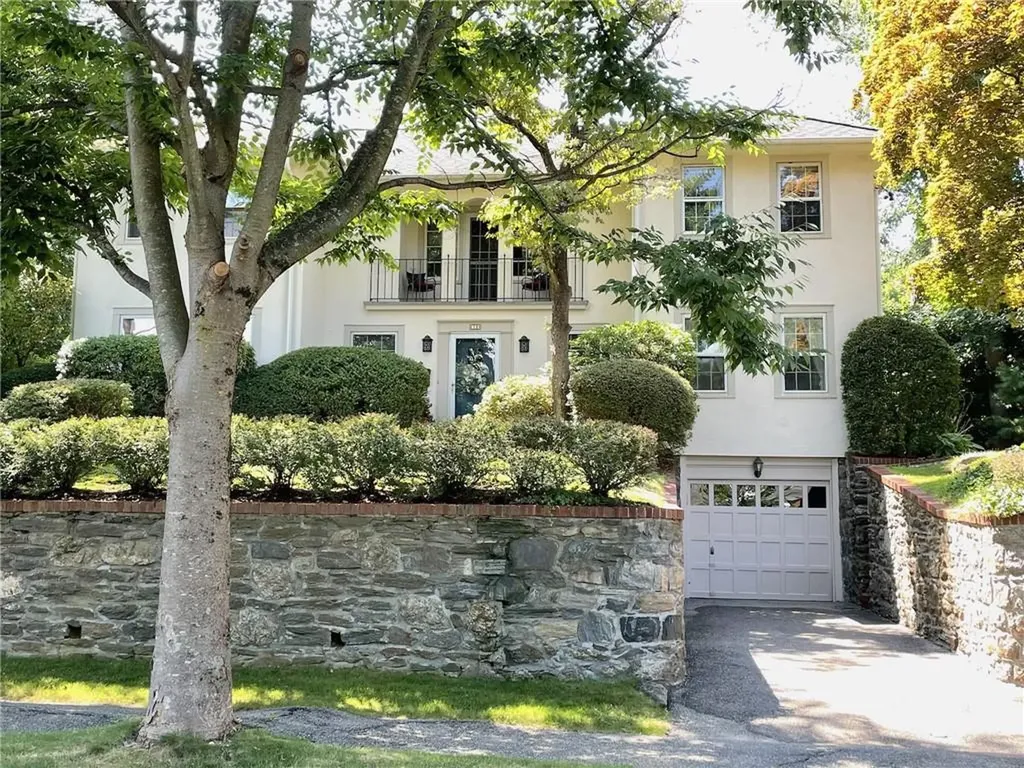 12 Tunstall Road Scarsdale NY 10583