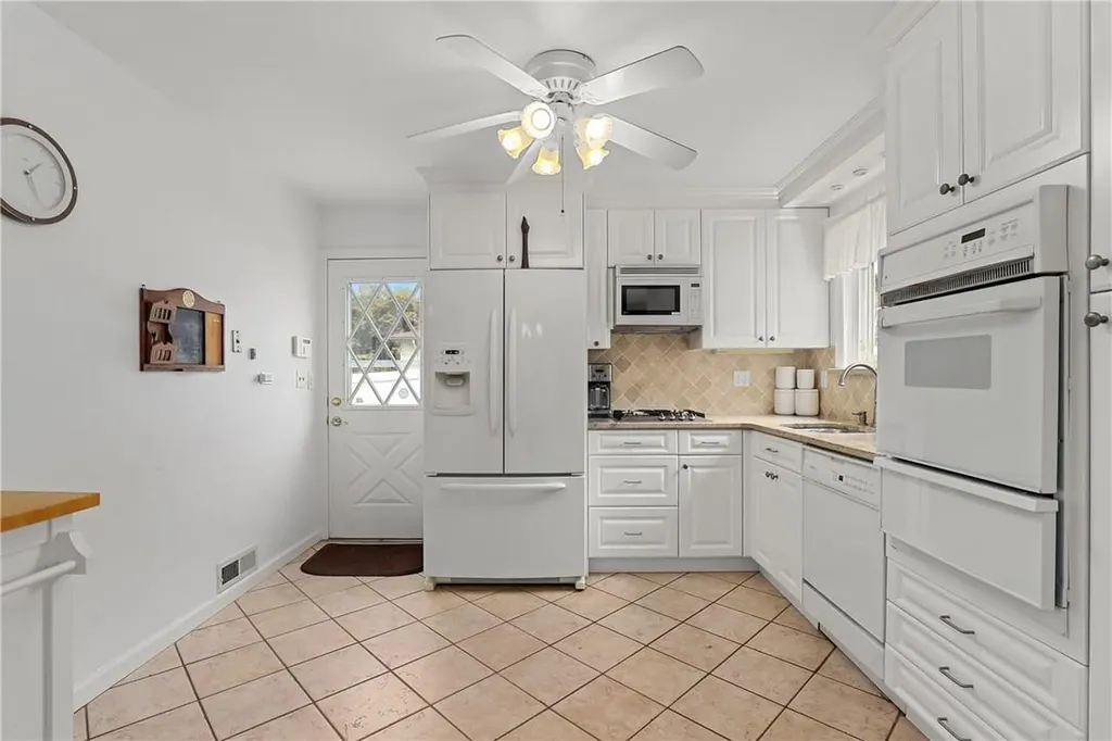 3 Valleyview Road Elmsford NY 10523