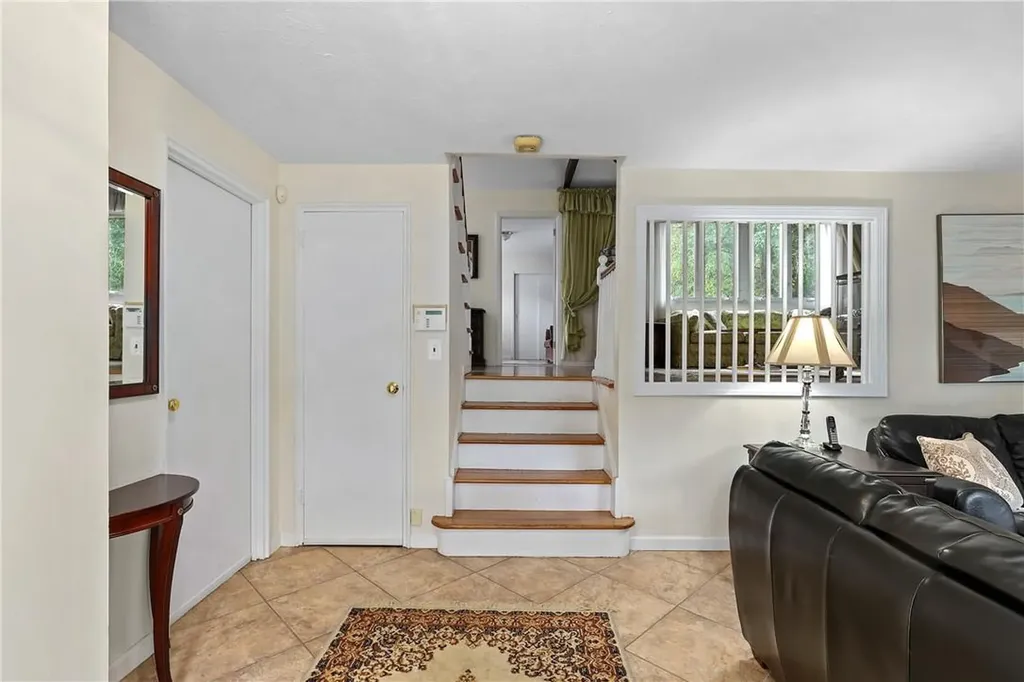 3 Valleyview Road Elmsford NY 10523